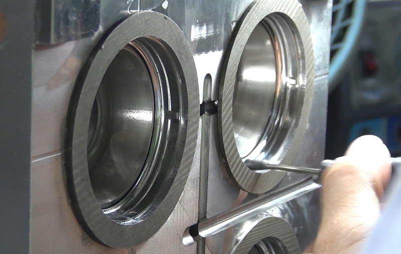 世邦注塑模具廠家4 世邦注塑模具廠家4