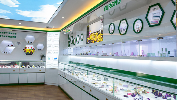 塑膠模具設(shè)計工資一般多少？【模具設(shè)計就業(yè)前景】