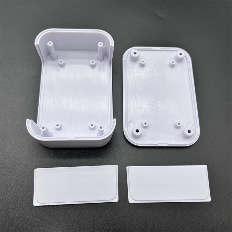 router housing injection molding (4) router housing injection molding (4)