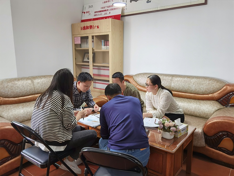 CF3505381BBA38815BF74C8781972EC6 CF3505381BBA38815BF74C8781972EC6