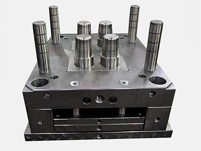 護(hù)膚系類蓋子模具