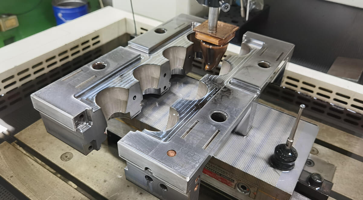 醫(yī)療注塑模具加工思路 醫(yī)療注塑模具加工思路