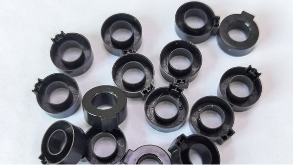 正規<i style='color:red'>塑料注塑模具加工</i>定制互感器塑料制品